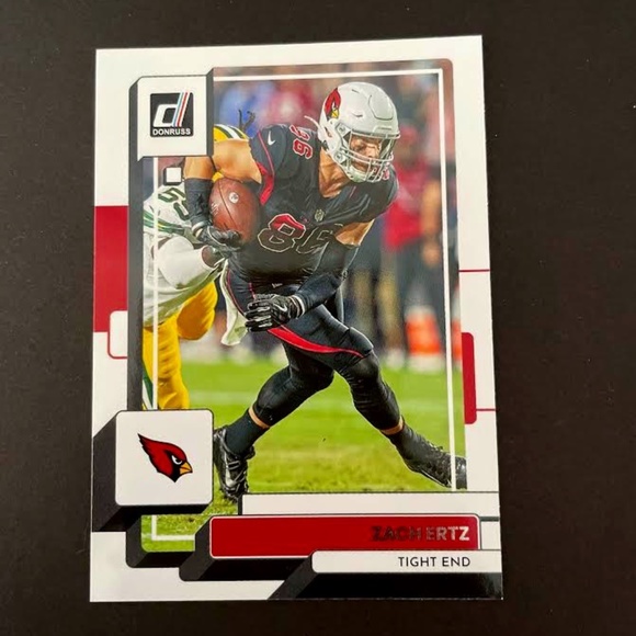 Zach Ertz: Arizona Cardinals, Tight End 2022 Panini Donruss Football #3 - Picture 1 of 2
